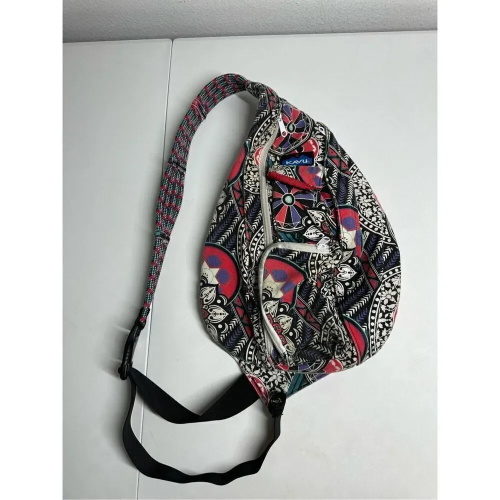Kavu Shoulder Sling Cotton Crossbody Backpack Chest Rope Bag Geometric Design